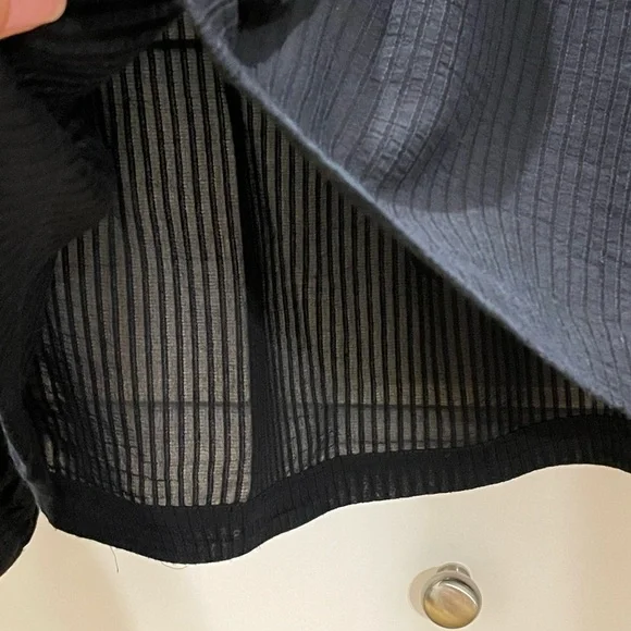 LOFT Black Long-Sleeve V-Neck Top with Subtle Pleats - Picture 9 of 9